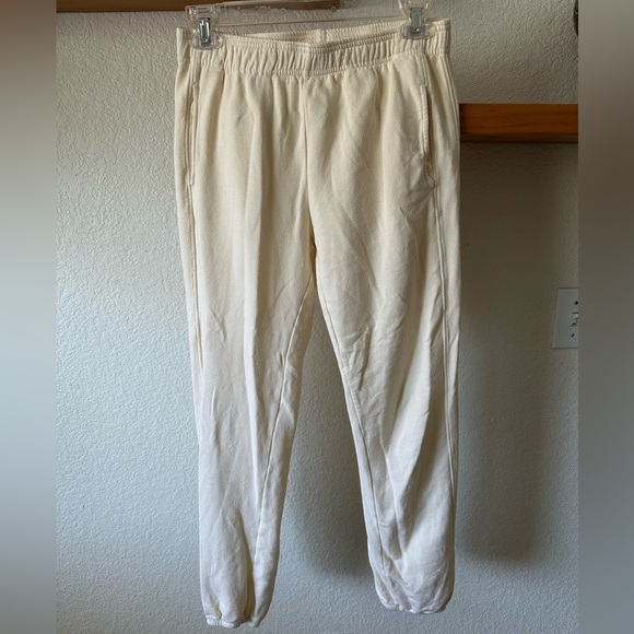Monrow Matching Set Supersoft Fleece Girlfriend Pull Over Hoodie/Joggers Cream - Picture 5 of 9